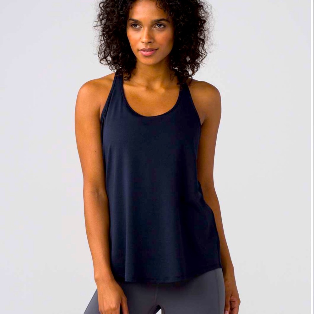 NWT Lululemon Tech Mesh Singlet in Naval Blue -Sz 6